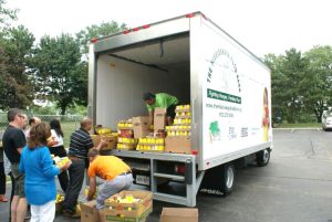 October_-How_team_building_helped_microsoft_employees_donate_a_truckload_of_food
